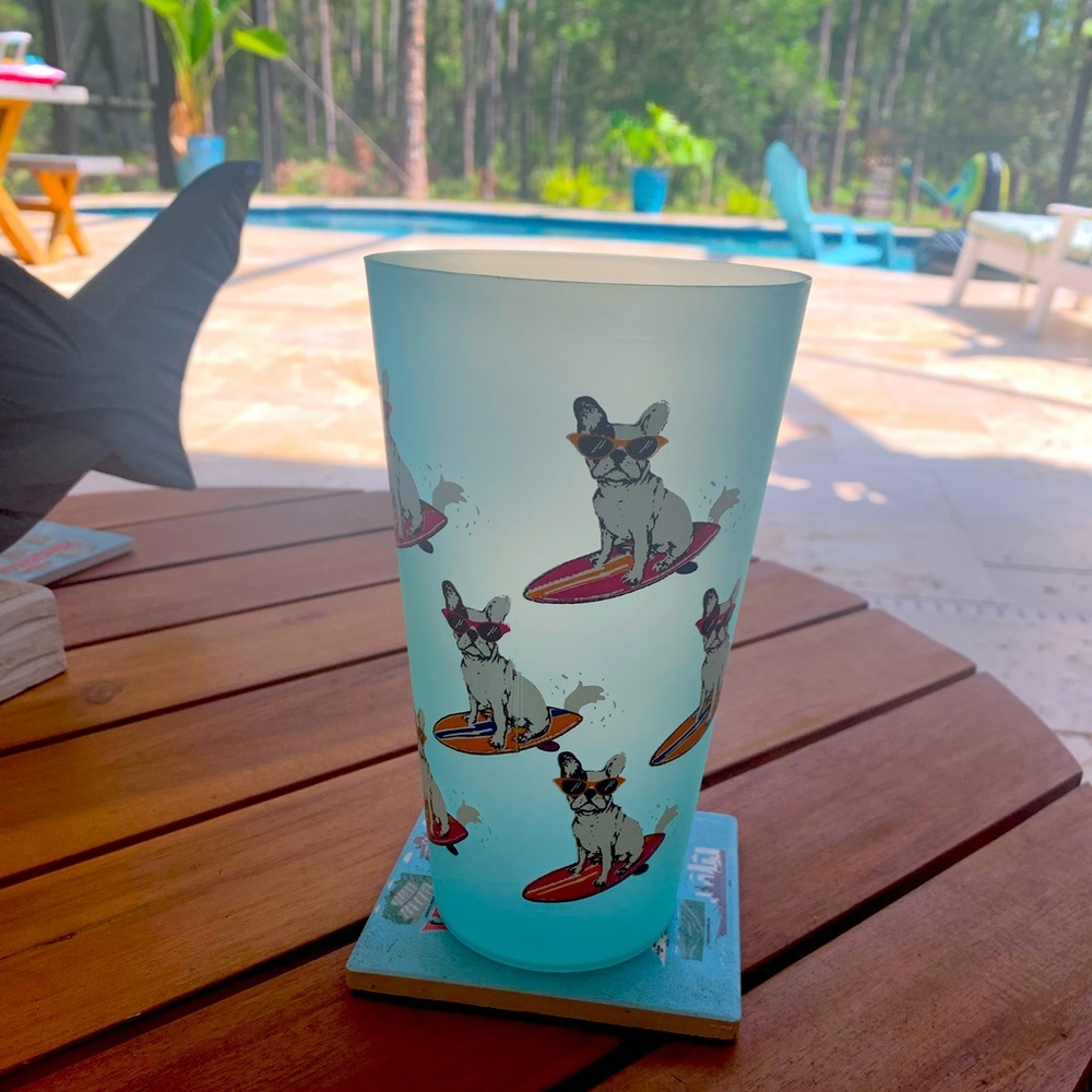 NWT 8 Piece “Surfing French Bulldog” Cup set
